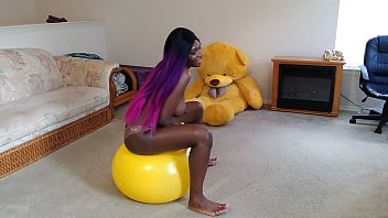 Play Bounce, masturbate and pop