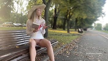 Play My wife is flashing her pussy to people in park. No panties in public.