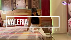 Play Peruvian Amateur Teen Valeria Gets Wet in Casting