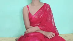Play HOT Indian Couple's Shaved Pussy & Big Cock Encounter