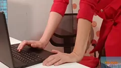 Play European MILF Colleague Fucks in the Office