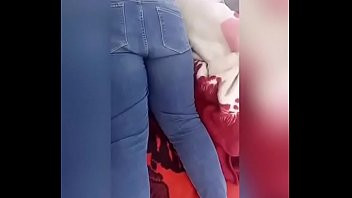 Play فیلم لو رفته سکس پسره با زنداییش پشت بوم ساختمون